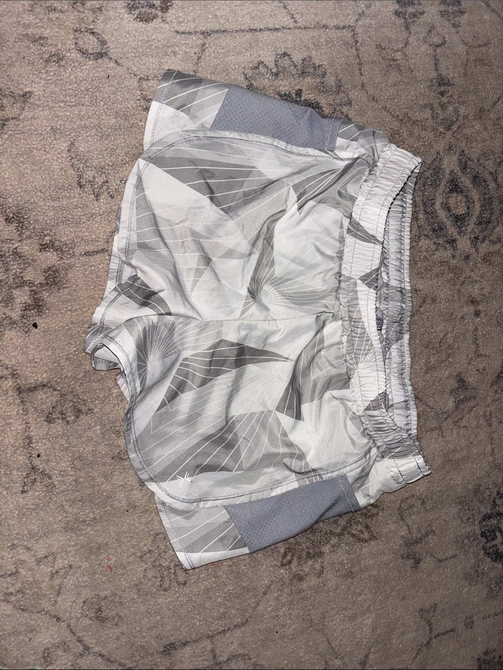 Xersion Gray Printed Kids Athletic Shorts